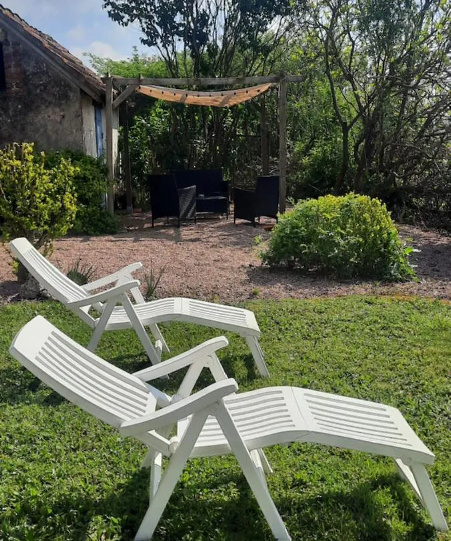 La Petite Maison De Chavroches - Proche Du Pal 0*,  France